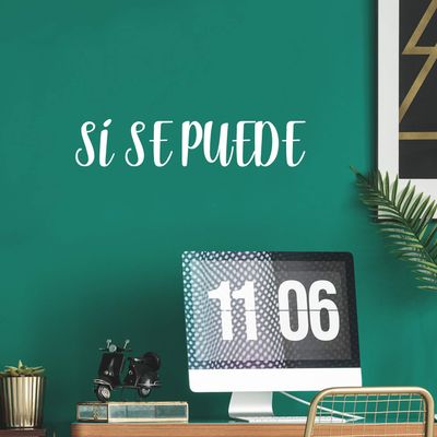 Vinyl Wall Art Decal - Si Se Puede/Yes You Can - 6" x 30" - Trendy Motivational Positive Spanish Quote Sticker for Bedroom Kids Room Playroom Living Room School Coffee Shop Office Gym Decor (White)