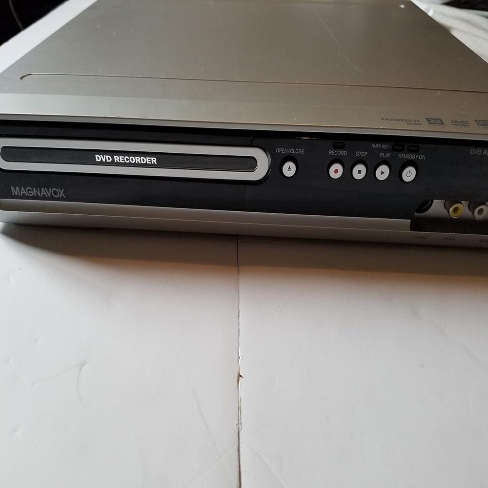 Magnavox ZC320MW8 DVD Recorder (Renewed)