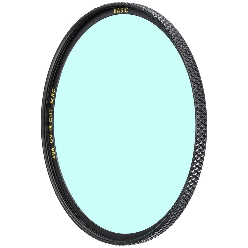 B+W 82mm Basic UV/IR Cut MRC 486M Glass Filter