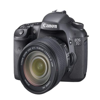 Canon EOS-7D Digital SLR Camera/Lens Kit, with EF-S 18-135mm and EF-S 15-85mm Lenses (Renewed)
