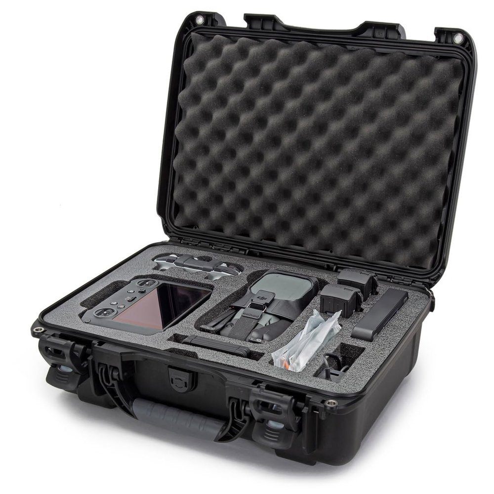Nanuk 925 Waterproof Hard Case with Foam Insert for DJI Mavic 3 & Mavic 3 Classic - Fly More/Cine Premium Combo - Black