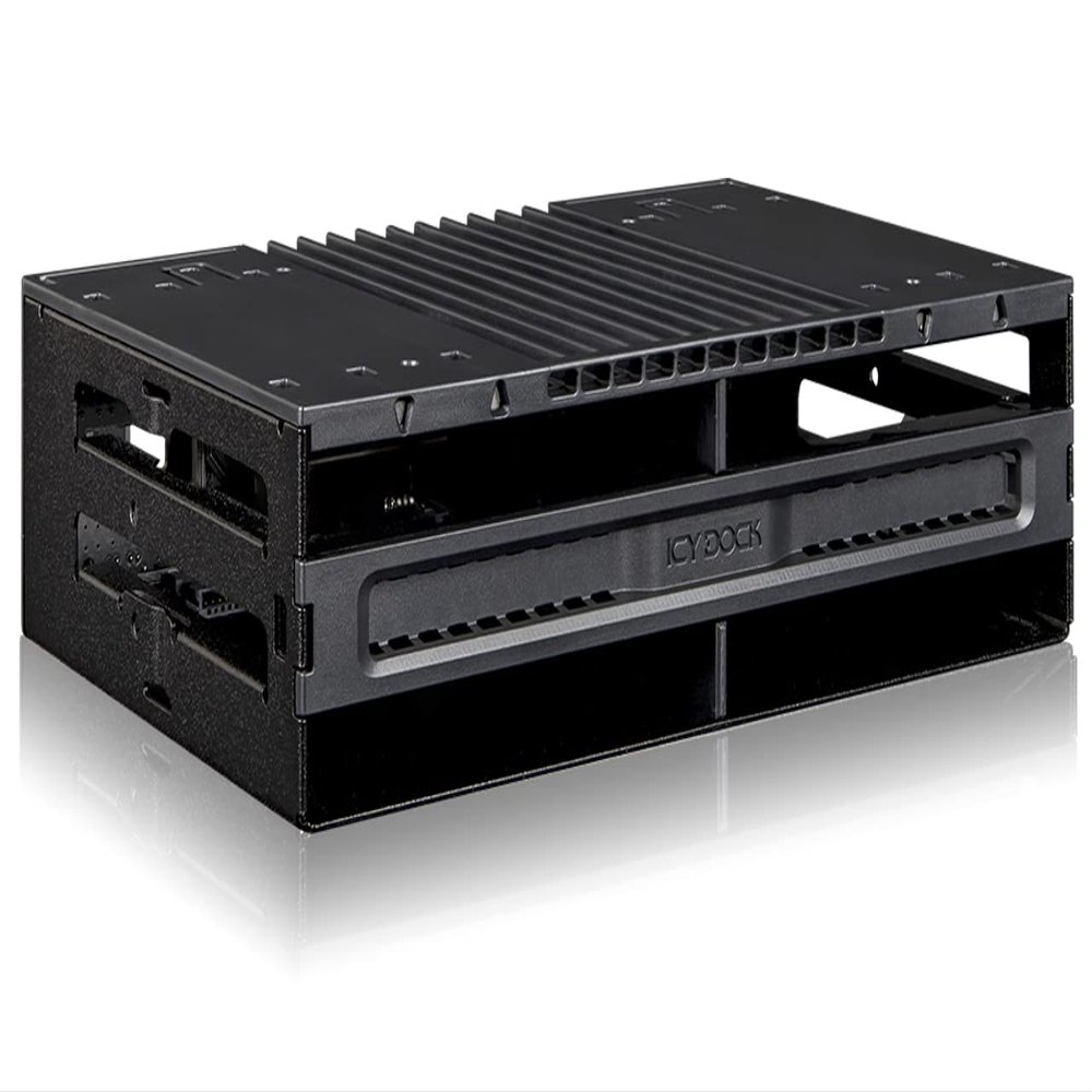 flexiDOCK MB024SP-B - Strapless Dock in Pull-Out Design for 4X 2.5 Inch SATA/SAS SSD/HDD in 1x 5.25 Inch Bay