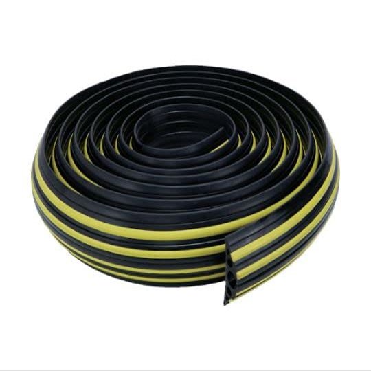 Cord Protector, Diameter 7.9 x 16.4 ft (20 x 5 m), CA205M