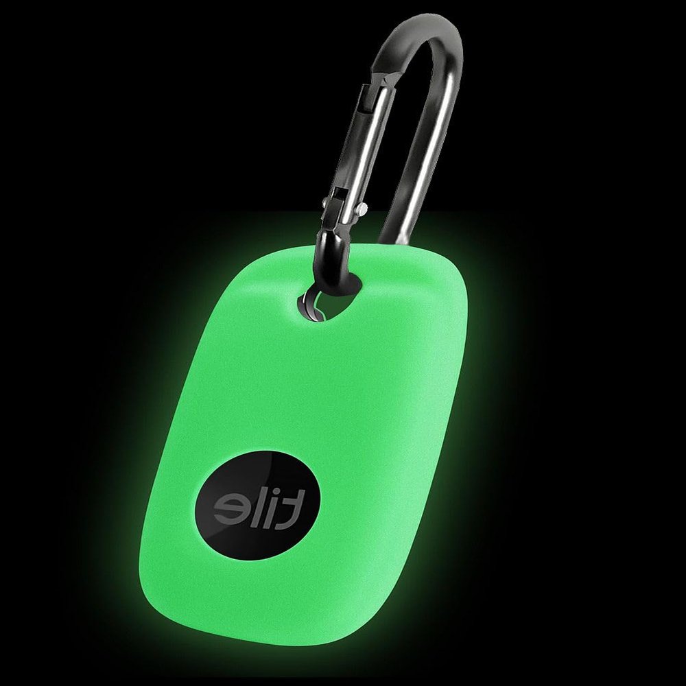 Geiomoo Silicone Case Compatible with Tile Pro 2022, Protective Cover with Carabiner (Luminous Green)