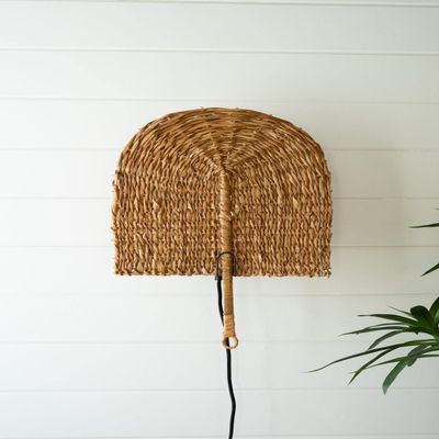 KALALOU Seagrass Fan Wall Sconce Lamp with Brown Finish NEP1083