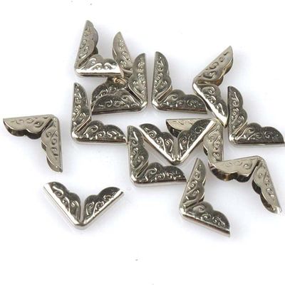 Corners Protectors, Accessories,Vintage Corner Guards Silver Metal Book Corner Trilateral Albums Menus Folders Flower Printed Protectors Decor Supplies 40pcs 14x14x2mm