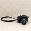 LUOZZY Miniature Camera Figurine Mini House Camera Adornment Retro Style Camera Ornament view 2
