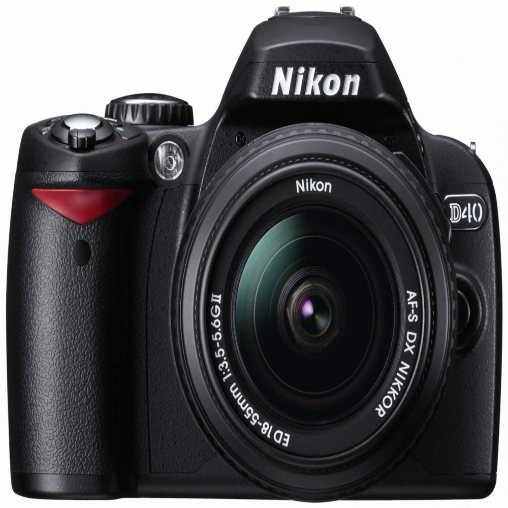 Nikon D40 6.1MP Digital SLR Camera Kit with 18-55mm f/3.5-5.6G ED II Auto Focus-S DX Zoom-Nikkor Lens (Renewed)