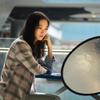 Andoer 24" 60cm Portable Collapsible Disc Light Reflector Photography Reflector Gold and Silver 2-in-1 for Portrait Photography Live Streaming view 4