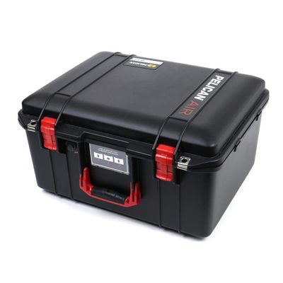 Black & Red Pelican 1557 case. Comes empty.