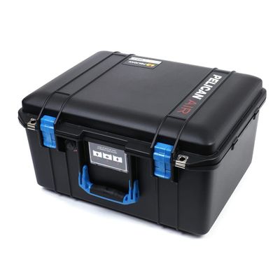 Black & Blue Pelican 1557 case. Comes empty.