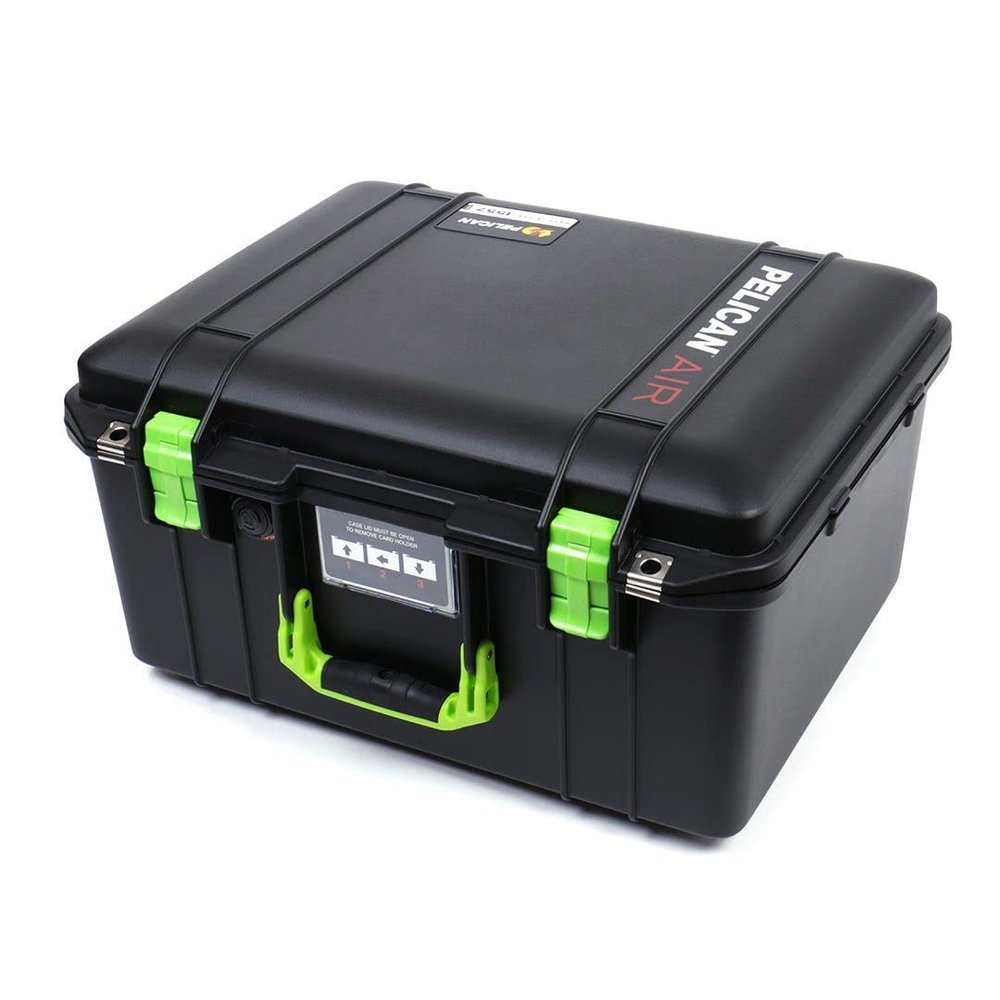 Black & Lime Green Pelican 1557 case. Comes empty.