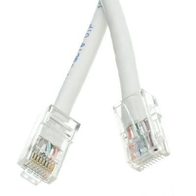 Cable Central LLC Cat5e White Copper Ethernet Patch Cable, Bootless, POE Compliant, 7 Feet