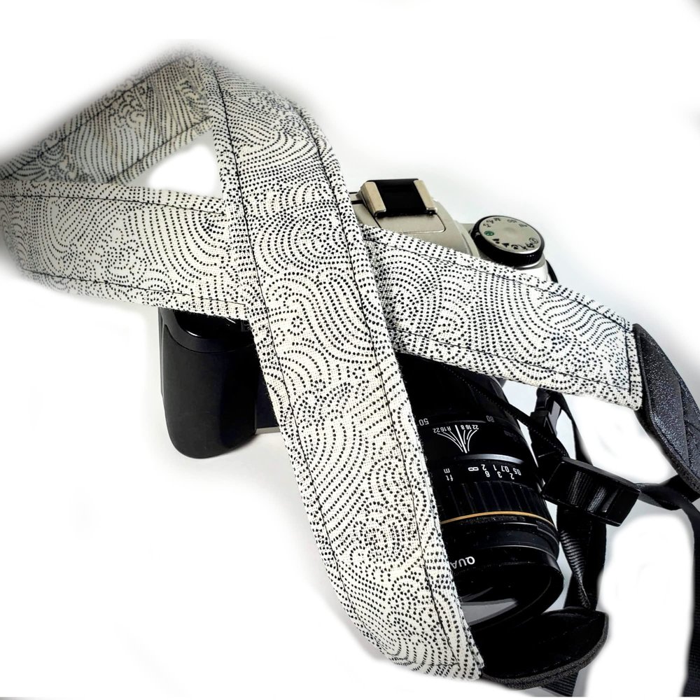 Japanese Wave Camera Strap, Wave Camera Strap Universal DSLR Neck & Shoulder Strap, Photography Accessory, Gift for Men & Women