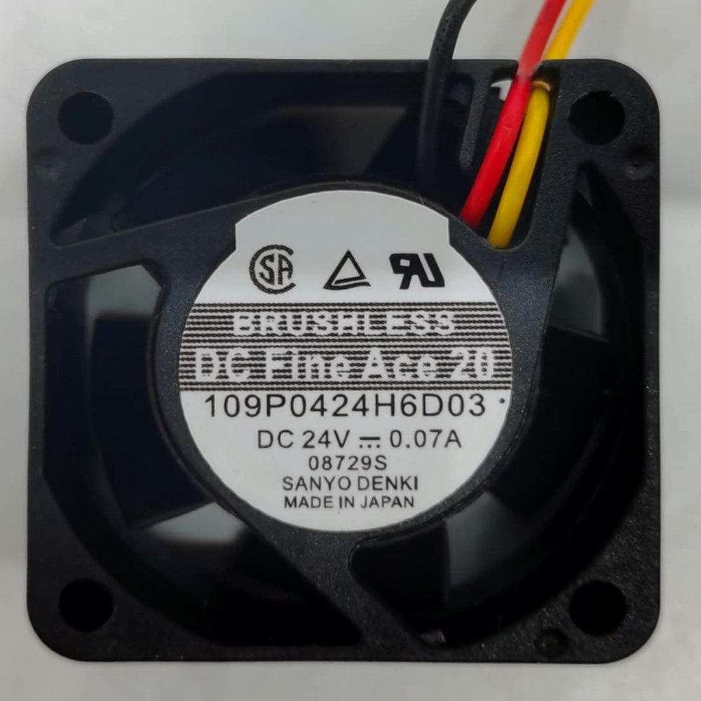 109P0424H6D03 Fan 24V Fan 0.07A 4CM 4020 3-Wire Cooling Fan