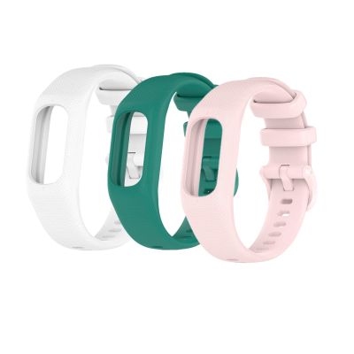 Waekethy Watch Band for Garmin Vivosmart 5, 3 Pack Soft Silicone Strap Sports Replacement Band Compatible with Vivosmart 5 for Women Men