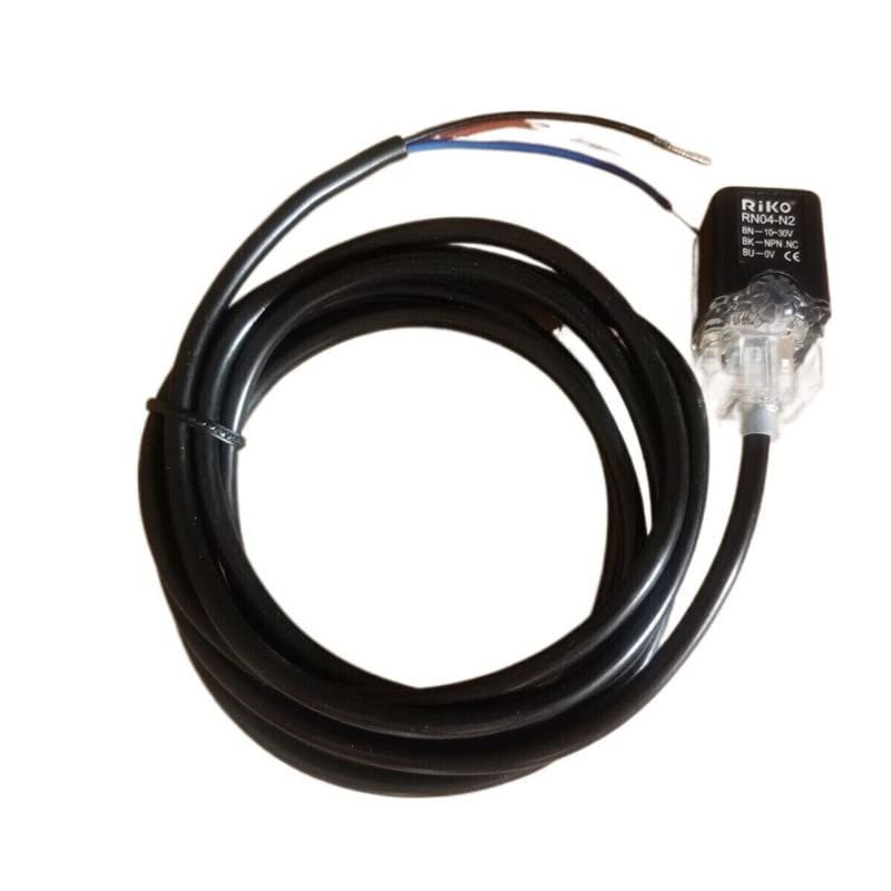 1PCS New RN04-N2 RN04N2 Sensor