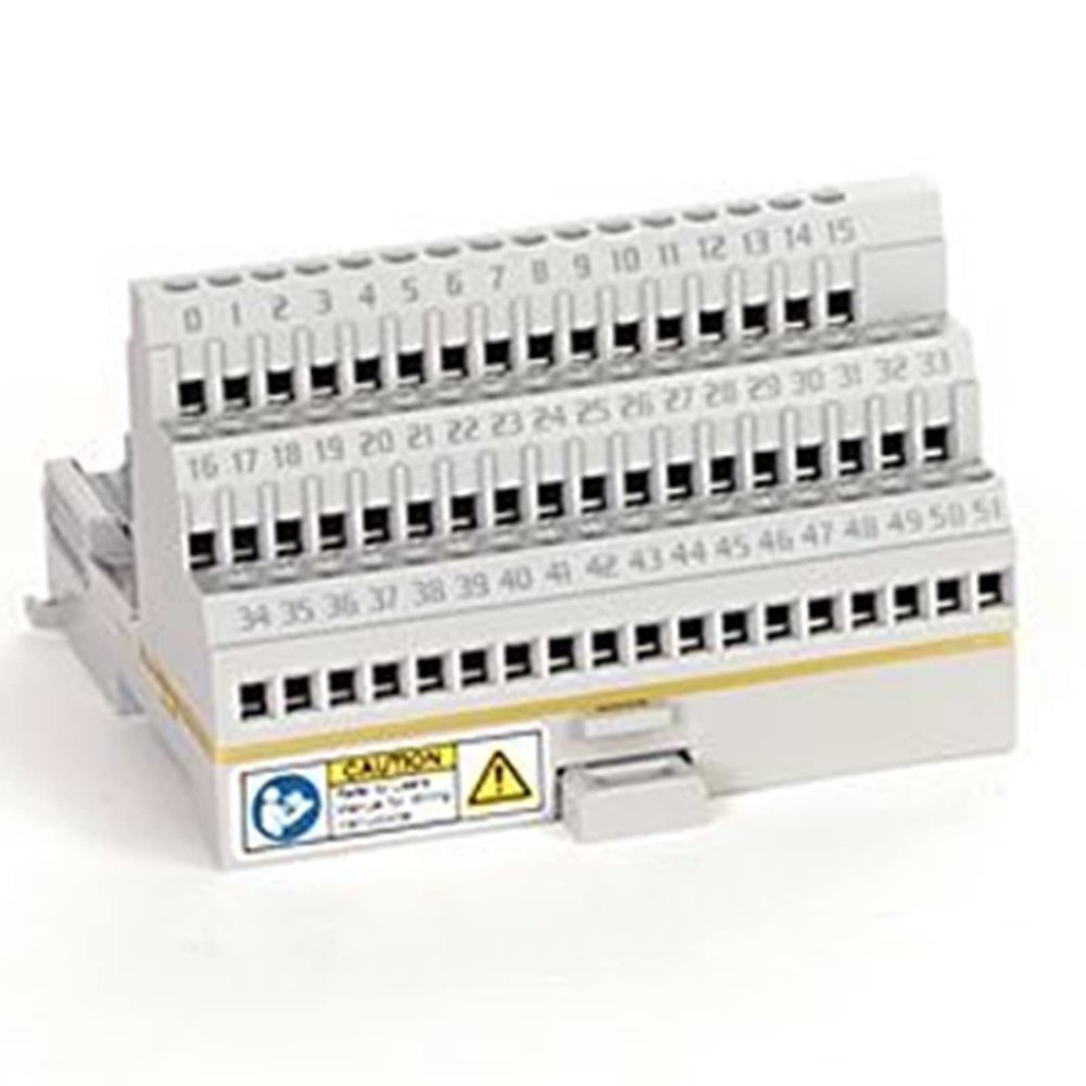 1440-TB-C Screw Clamp Base Module 1440TBC Sealed in Box 1 Year Warranty Fast Shipment