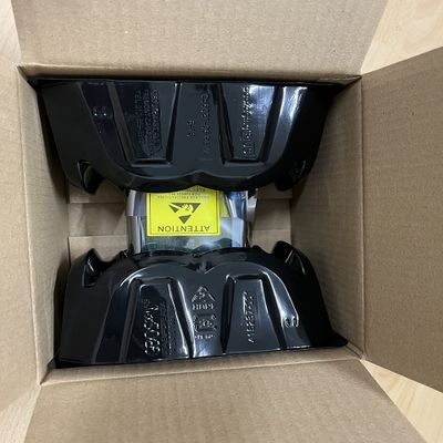 Can Provide Goods Photos 100% In BOX 49Y1952 5250 300G SAS 2.5 DS3524