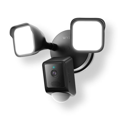 WYZE Floodlight Camera v2, 2K HD Outdoor Security Camera with 2800 Lumens