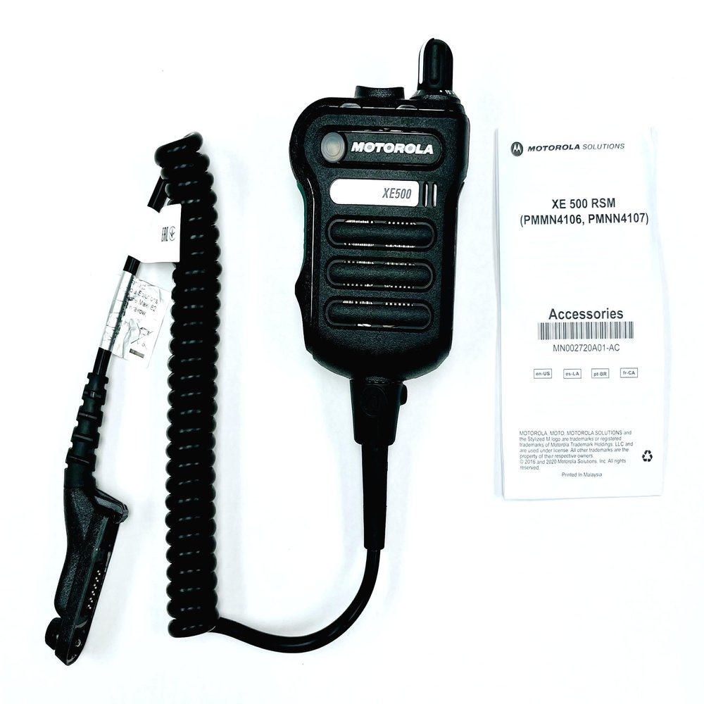 Motorola Solutions PMMN4106CBLK APX XE500 Remote Speaker Mic with Five Integrated Microphones and Adaptive Audio Engine, IP 68 Rating, and Extreme Heat Resistant Temp Cable