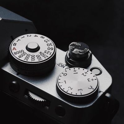 Shutter Button, Handmade, Aluminium Alloy, Shutter Release Button Compatible with Fujifilm Camera, Release Button Replacement (Great Wave Off Kanagawa)