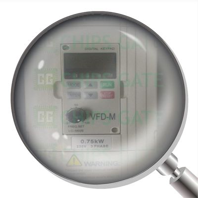 1Pcs Used Frequency Converter VFD007M23A 220V 0.75Kw Tested