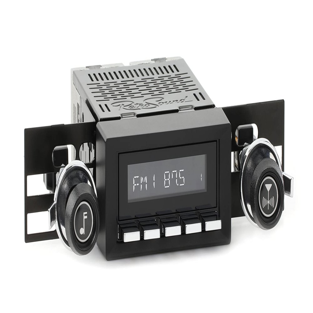 RetroRadio Compatible with 1974-78 AMC Gremlin Features Include Bluetooth, HD, SiriusXM Ready, AM/FM LBC-M4-216-37-73AM1