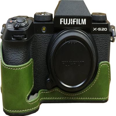 BMAOLLONGB X-S20 Case, Handmade PU Leather Half Camera Case Bag Cover Bottom Opening Version for Fujifilm X-S20 XS20 With Hand Strap (Green-A)