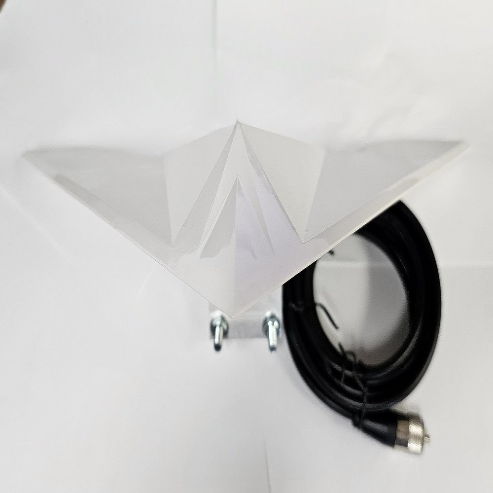 Pro Trucker 14" Mirror Mounted TV Antenna-White with 10' Cable
