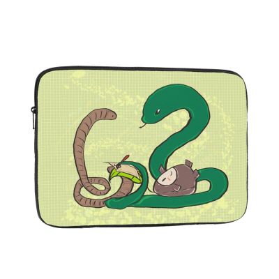 13 Inch Laptop Case Computer Sleeve Shockproof Water-Resistant Notebook Case Bag for Business Travel and Daily Use Sunflower Seeds Earthworm Snake Prints