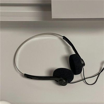 Retro Headphones Under Wire Headphone Music Mp3 Walkman Portable Wired Small Headphones Costume Accessory Photo Props(Black)