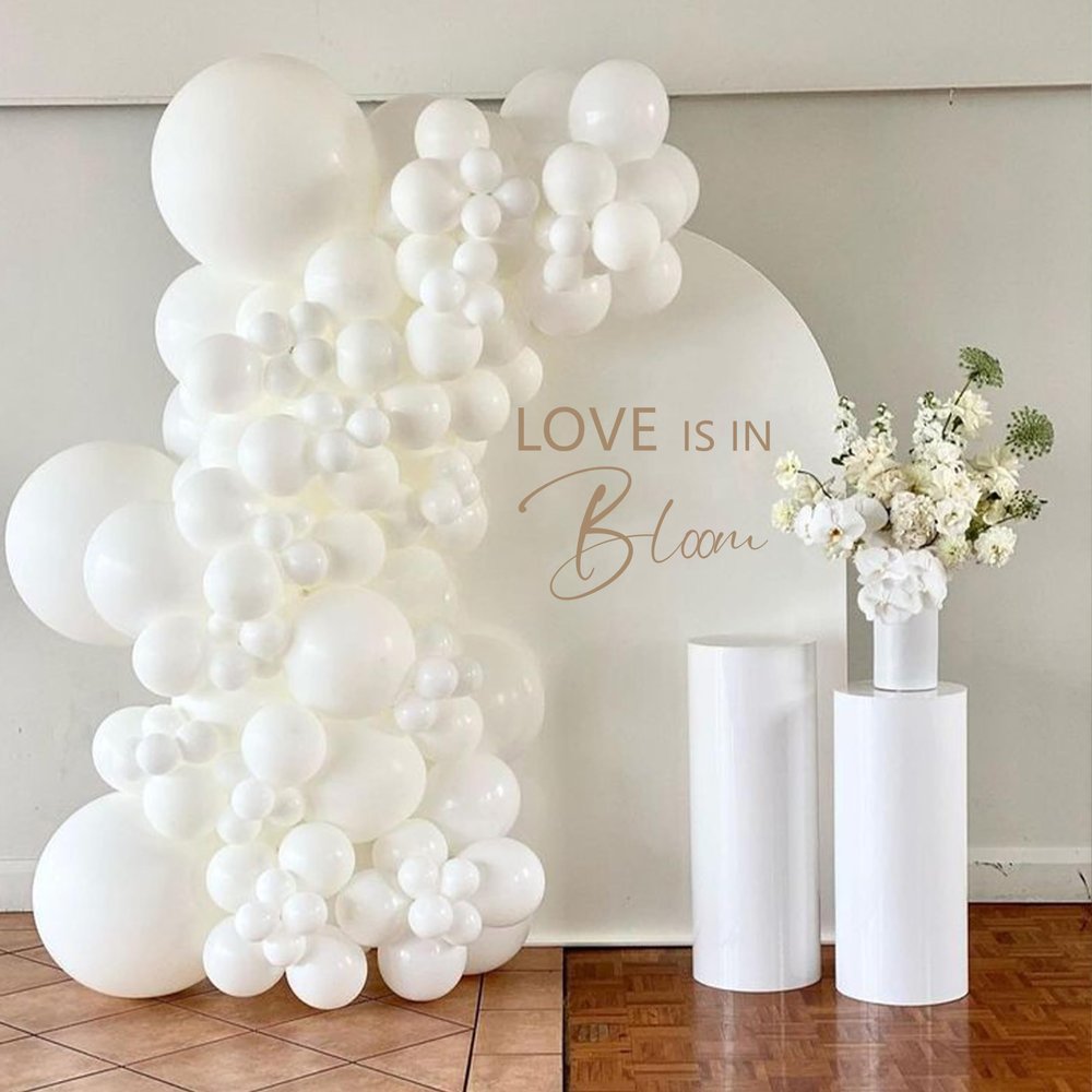 CANTLY Love Is In Bloom Bridal Shower Party Decal Sign - Engagement/Bride-To-Be/Valentine's Day Party Supplies Wall Decal, Love Is In Bloom Balloon Arch Stickers, Wedding Party Decoration Wall Sticker