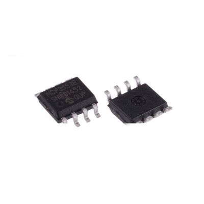 1Pcs MCP3553-E/SN MCP3553E SOP8 Analog to Digital Converter