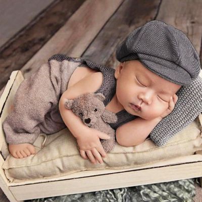 Ylsteed Newborn Boy Photoshoot Outfits 2Pcs Baby Photography Outfits Girl Baby Photography Props Newborn Gentleman Suit Photography Boy Suspender Pants with Beret 9-12lbs/0-3 Months (Coffee)