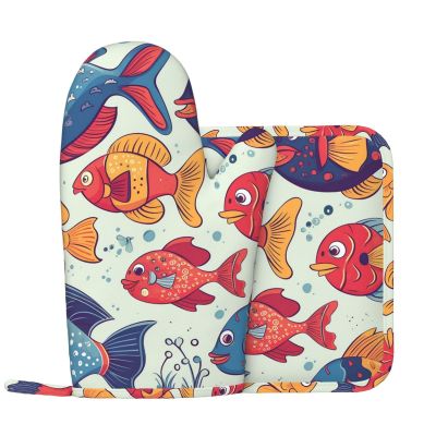 Funny Fishes Oven Mitts and Pot Holders 2 PCS for Kitchen Heat Resistant Non Slip Oven Gloves Hot Pads Funny Oven Mitt Potholder with Hanging Loop for Cooking Grilling Baking BBQ Kitchen Decor