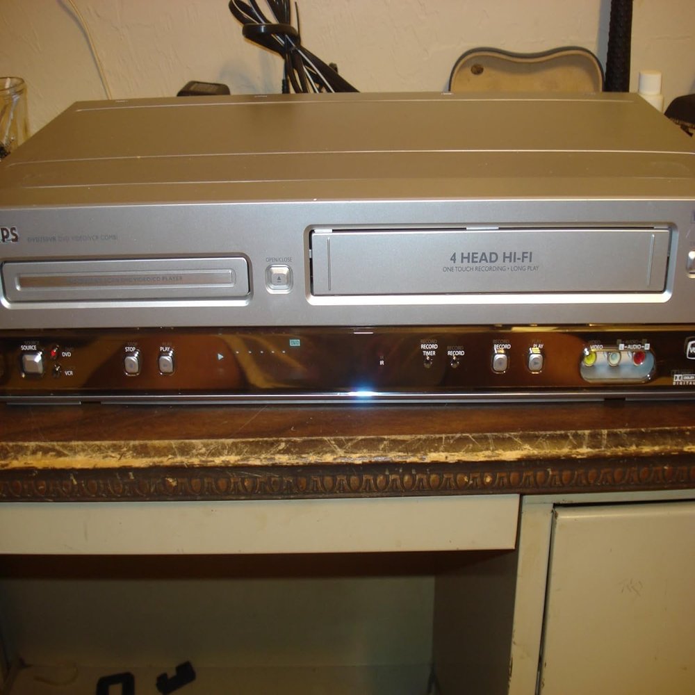 Philips DVD750VR Progressive-Scan DVD-VCR Combo (Renewed)