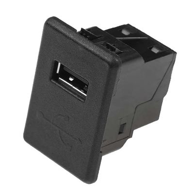 EUPLI 28023-ZX70A USB AUX Port Adapter USB-C SD Card for Nissan Altima Car Accessories 28023ZX70A