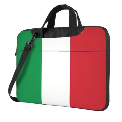YYHWHJDE italy flag pattern Fashionable and ultra-thin shoulder laptop bag 15.6 inch Shockproof soft lining