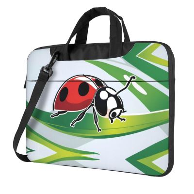YYHWHJDE Cartoon Ladybug pattern Fashionable and ultra-thin shoulder laptop bag 14 inch Shockproof soft lining