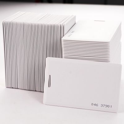 100 pcs 26 Bit Proximity Clamshell Weigand Prox Swipe Cards Compatable with ISOProx 1386 1326 H10301 Format Readers and Systems. Works with The Many of Access Control Systems Custom Number