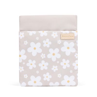StickieTech Kindle Sleeve Pouch | Water-Resistant Material | Compatible with Kindle Basic 6", Paperwhite 7", Colorsoft 7" | Cute Floral Padded Case with 2 Hidden Zippered Pockets (Simply Daisy)