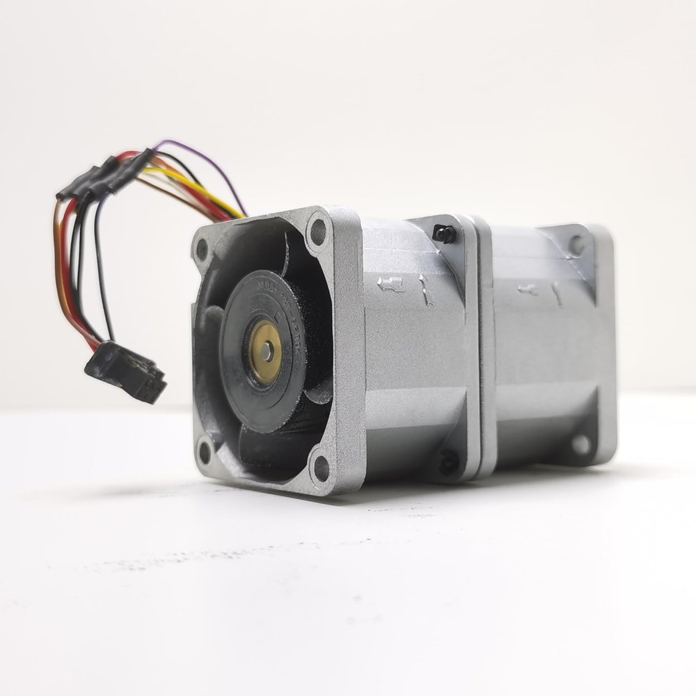 Generic 9CRE0412P5J06 12V 1.4A 15800RPM 31.8CFM 40X40X56MM
