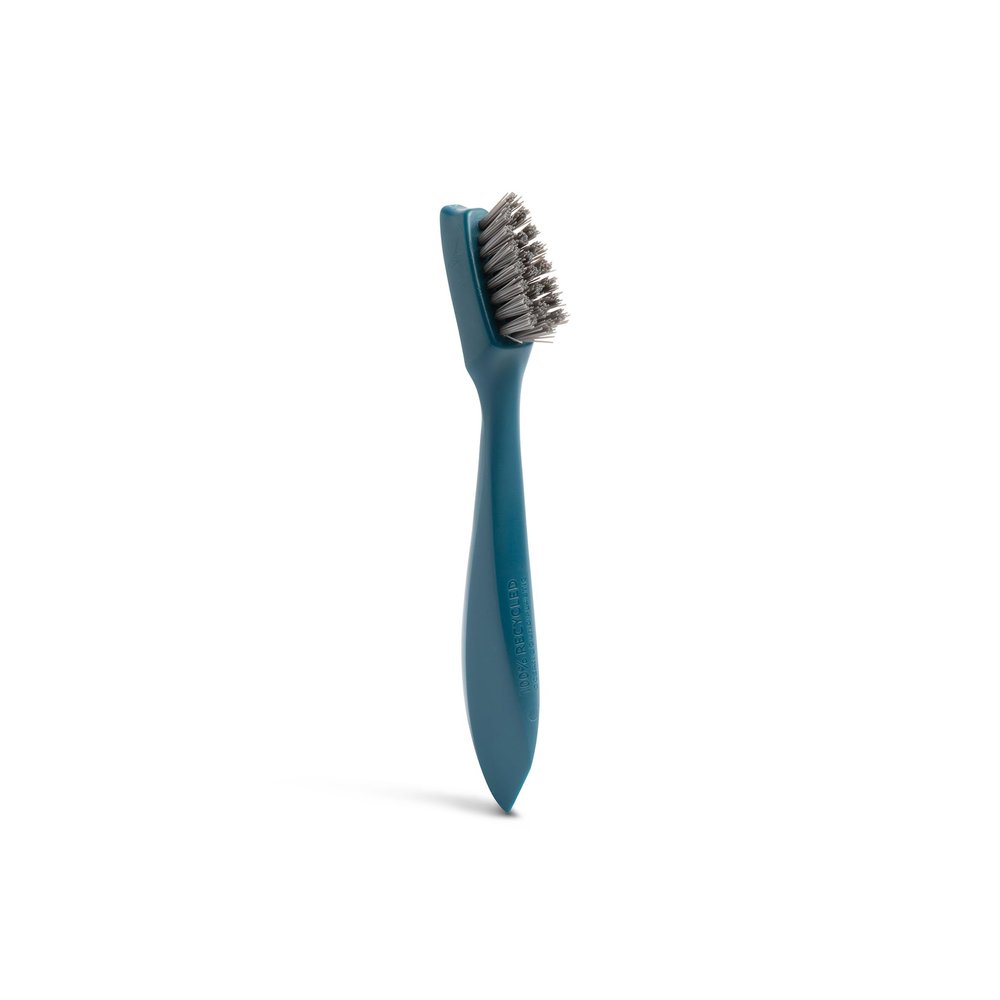 Full Circle Clean Ocean Grout & Tile Brush - Grout & Tile Scrub Brush for Shower, Bathroom, Kitchen & Household use. Made Out of 100% Recycled Fishing Nets. Dishwasher Safe
