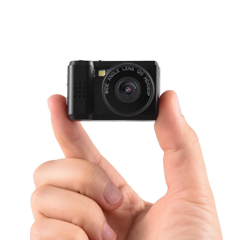 Andoer Mini Digital Video Camera 1080P Camcorder Built-in Battery with LCD Screen Flash for Photo Video, Black