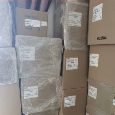 1PC New CIMR-LB4A0039FAA Inverter CIMRLB4A0039FAA