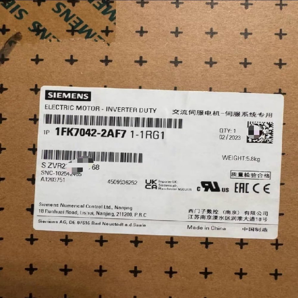 1 PCS Motor 1FK7042-2AF71-1RG1