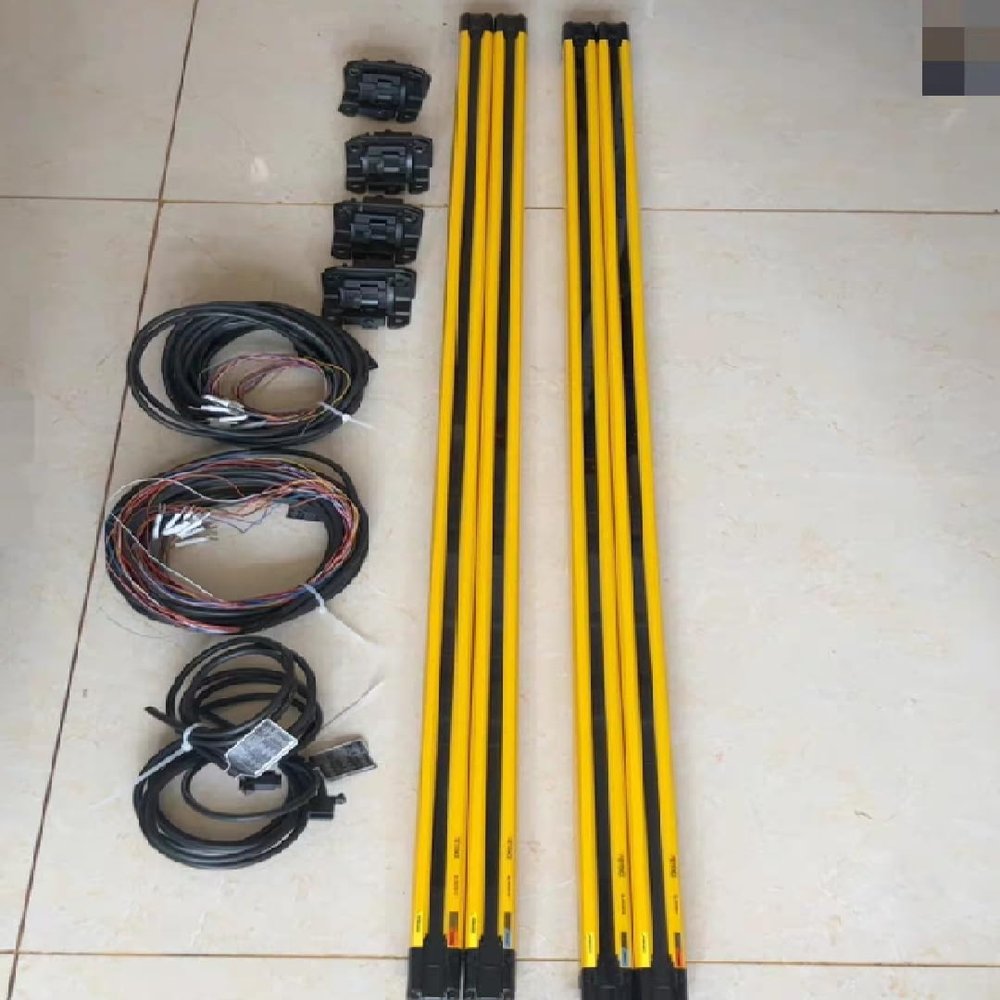 1 Pcs GL-R111F(Used) in Good Operation Condition