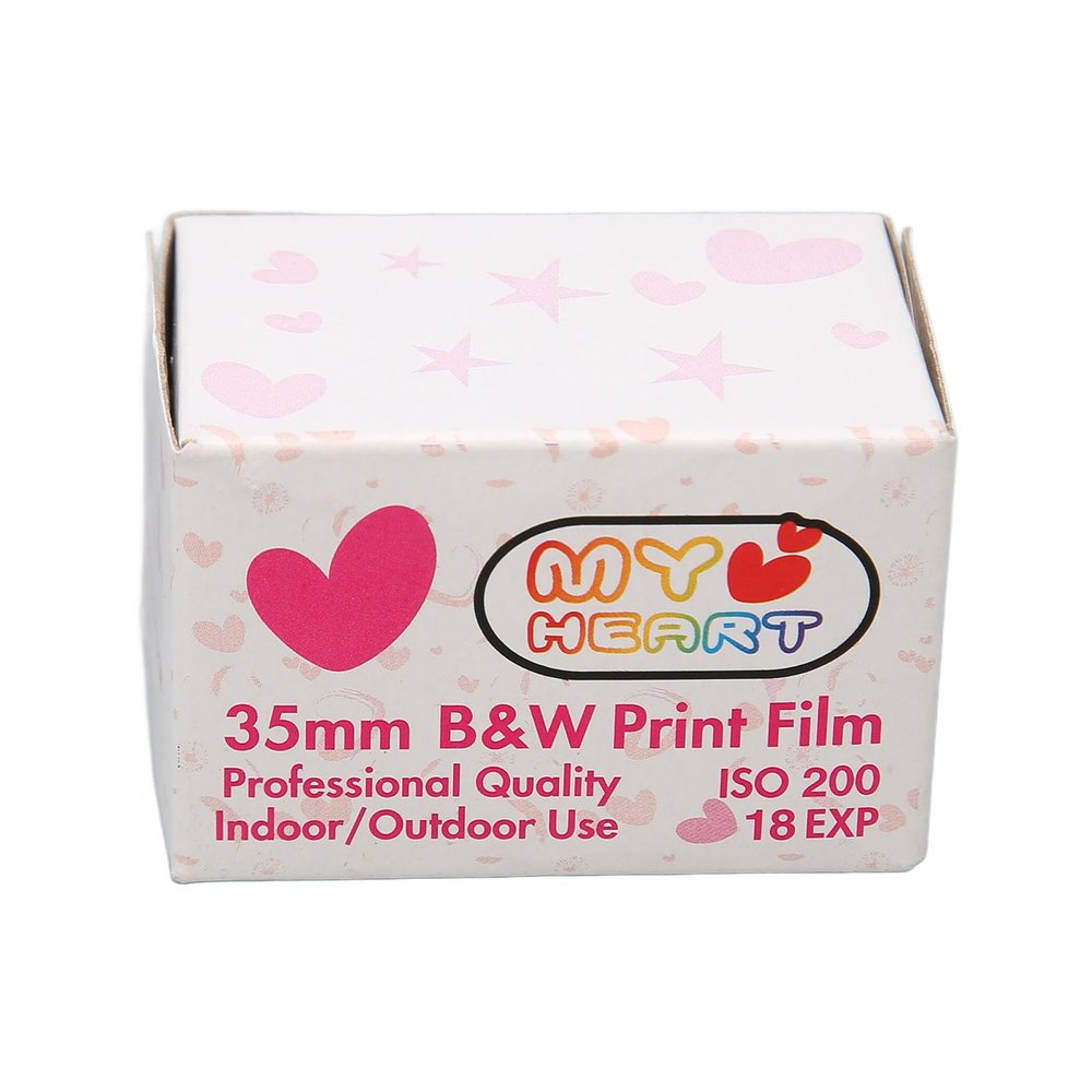 35mm Black and White Print Film for 135 Cameras, 200 Degrees ISO HD Camera Black and White Negative Film for Low Light or Fast Action Subjects & Portraits Photography