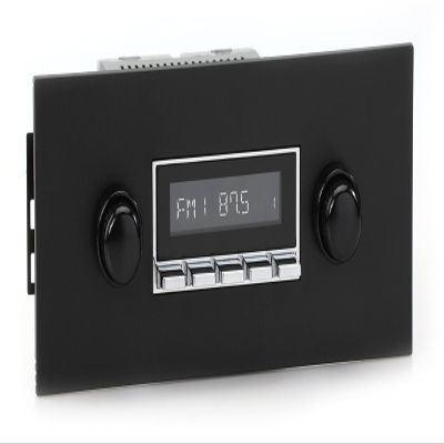 RetroRadio Compatible with 1970-73 Datsun 240Z HC-M2-415-36P-96PZ1
